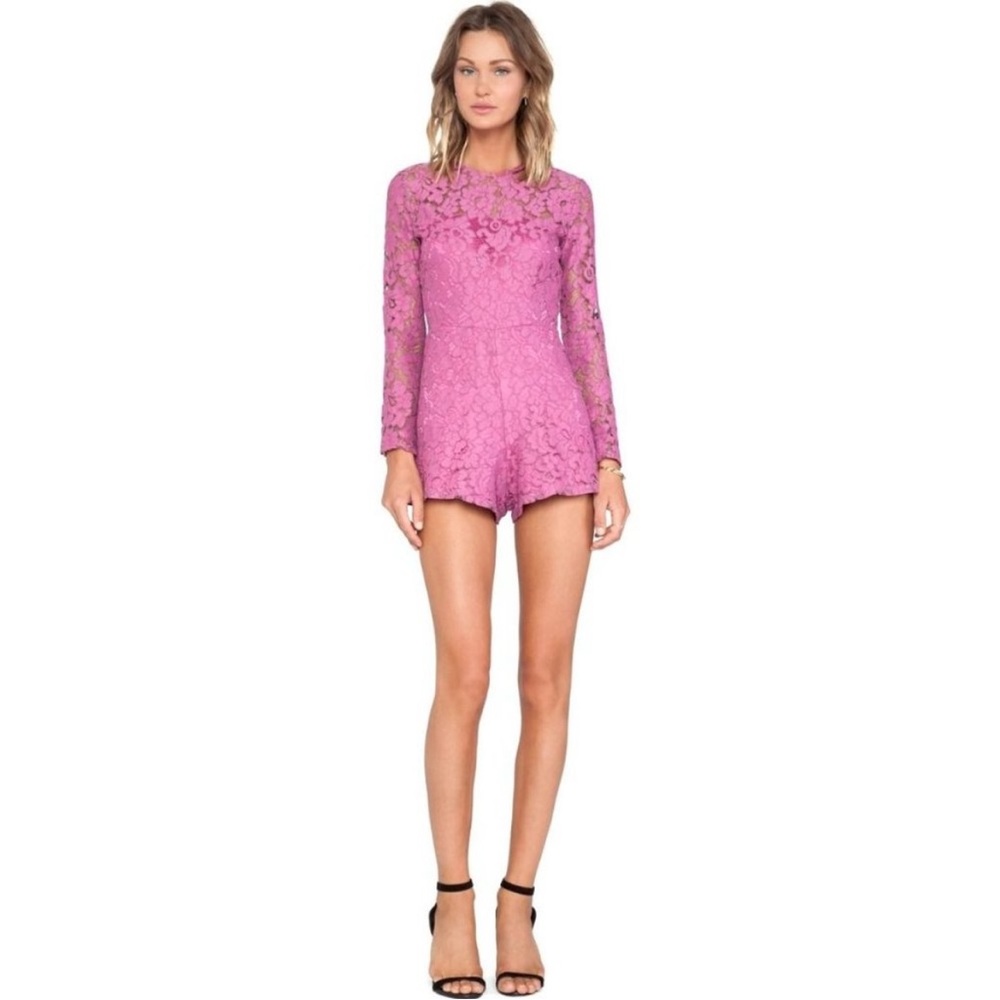 NWOT REVOLVE x Alexis Izu Lace Romper In Orchid